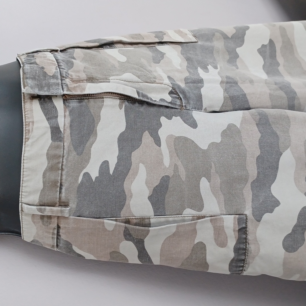 Gap camo pants Size 14 - Picture 3 of 9